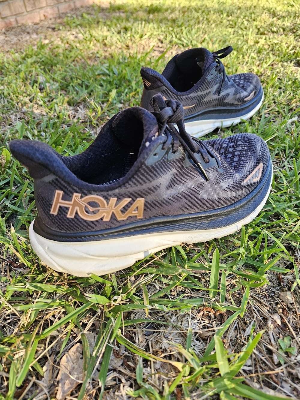 HOKA Women's Running Shoes in Navy with Cream Soles